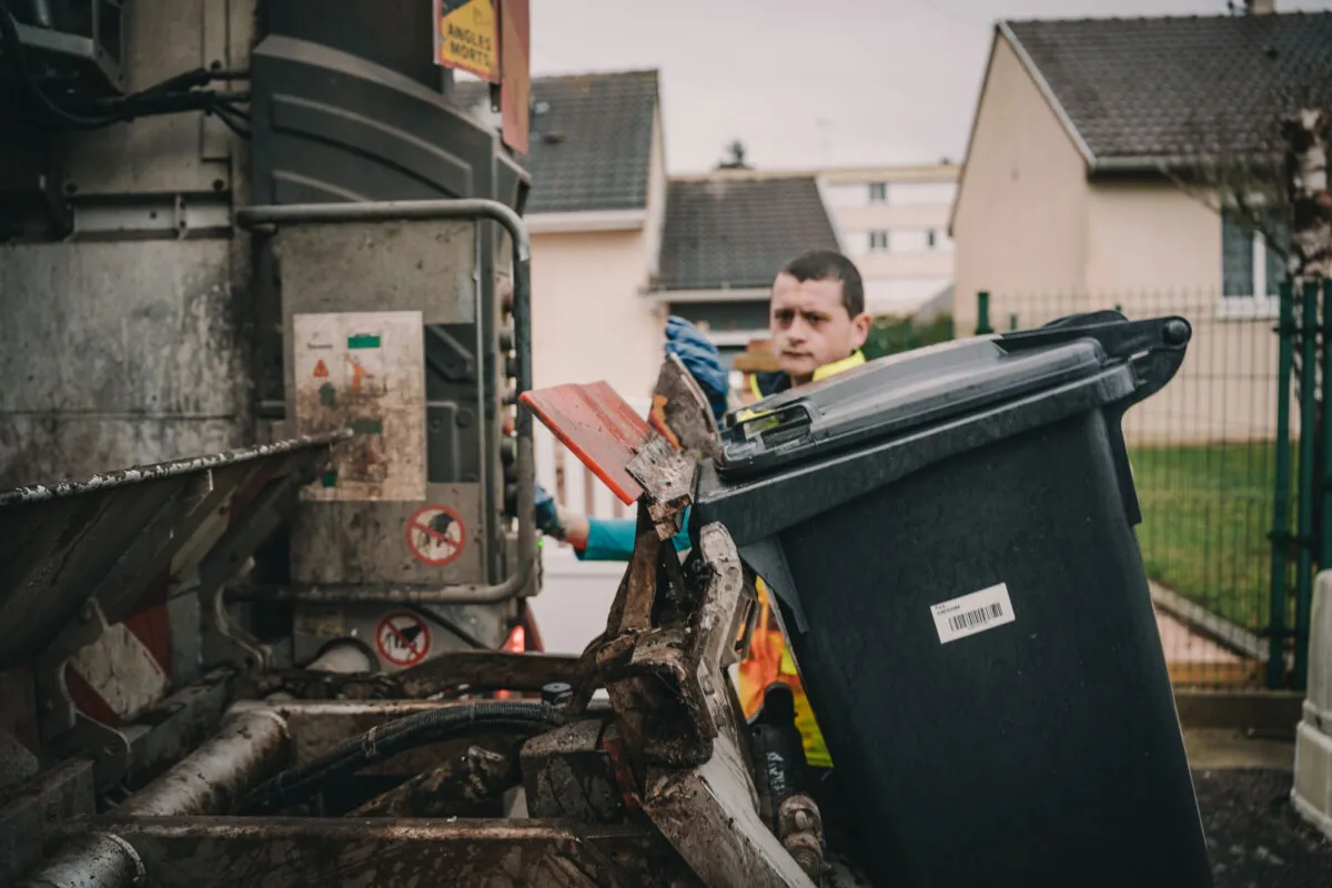 Collecte bac déchets